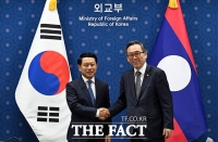  한-라오스 '재수교 30주년' 계기 외교장관 회담 [TF사진관]