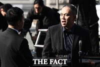  [현장FACT] 검찰 출석한 명태균 