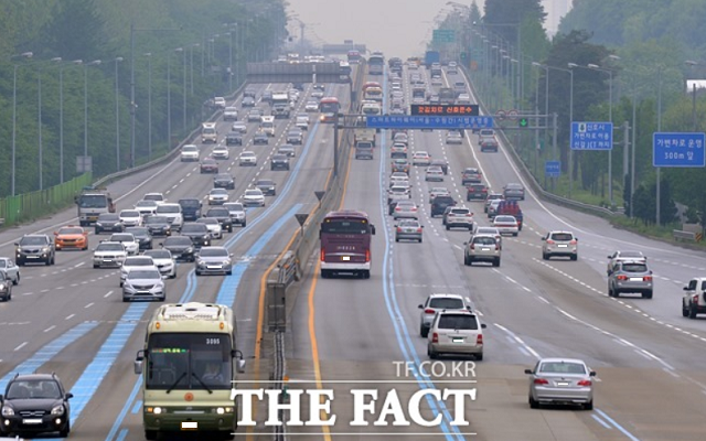  지난달 빅4 손보사 車보험 손해율 85%…보험료 인상론 고개드..