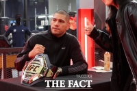  [현장FACT] UFC 챔피언 알렉스 페레이라 등장에 팬들 떼창 