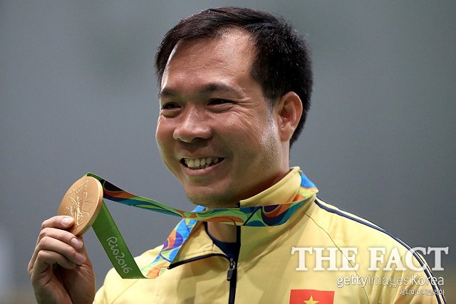 베트남 첫 금메달리스트! 호앙 쑤안 빈이 지난 6일 열린 2016 리우데자네이루 올림픽 사격 남자 10m 공기권총에서 베트남 첫 금메달을 따냈다. / 게티이미지