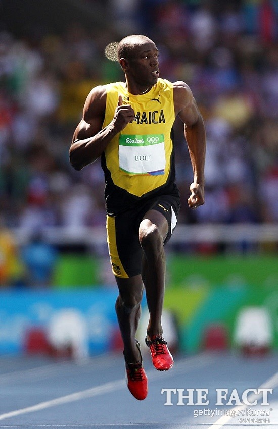 우사인 볼트 결선 진출! 우사인 볼트가 15일 마라카낭 올림픽 주경기장에서 펼쳐진 2016 리우올림픽 남자 육상 100m 준결선에서 9초86의 기록으로 조 1위를 기록했다. / 리우데자네이루(브라질) = 게티이미지