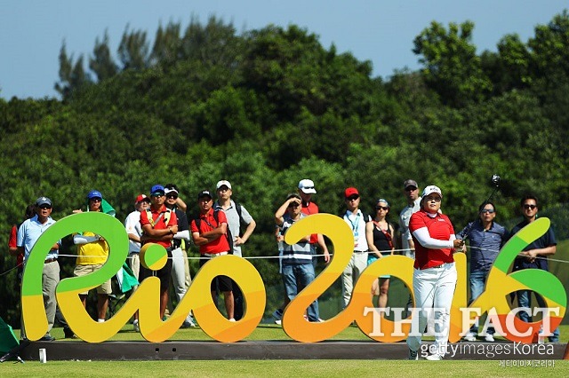 박인비 산뜻한 출발! 박인비가 17일 열린 2016 리우데자네이루 올림픽 여자골프 1라운드에서 5언더파 66타를 기록했다. / 게티이미지 제공