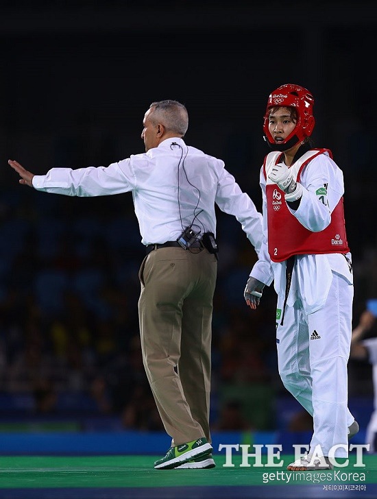 김소희 결승 진출! 김소희가 18일 카리오카 아레나3에서 열린 2016 리우올림픽 여자 49kg급 4강전에서 아지에즈를 연장 접전 끝에 1-0으로 물리치고 결승에 진출했다. / 리우데자네이루(브라질) = 게티이미지 제공