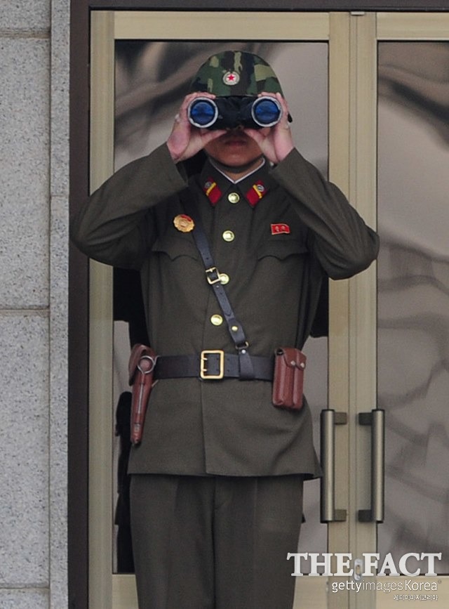 2012년 북한군 GP에서 상관을 살해하고 귀순한 상관 사살 귀순 북한병사의 역대급 귀순 사례로 주목 받고 있다. /게티이미지 제공(기사 내용과 무관)