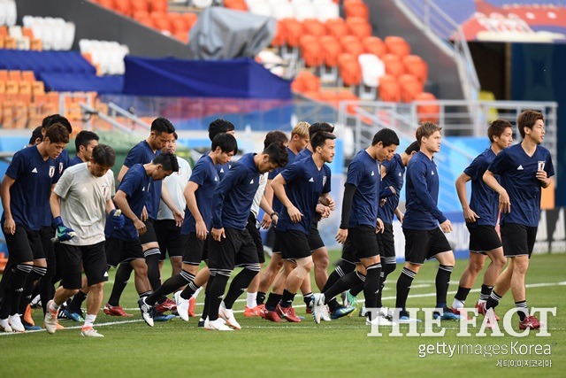 일본-콜롬비아 맞대결! 19일(한국시간) 오후 9시 일본이 2018 러시아 월드컵 출전 아시아 국가 중 마지막으로 콜롬비아를 상대로 조별예선 첫 경기에 나선다. /게티이미지