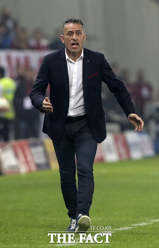 대한축구협회는 16일 파울로 벤투 전 포르투갈 대표팀 감독을 한국의 신임 대표팀 감독으로 내정했다고 밝혔다. /AP.뉴시스