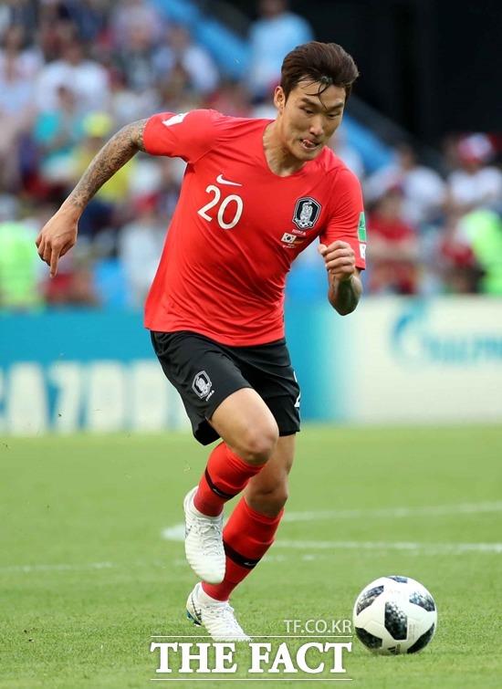 장현수가 칠레와 평가전에서 후반전 추가시간에 결정적인 실수를 범해 아쉬움을 남겼다. /뉴시스