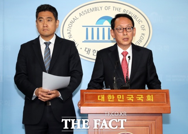 11일 국회 법제사법위원회 소속 오신환 바른미래당 의원·김도읍 자유한국당 의원은 이미선 헌법재판관 후보자의 사퇴를 촉구했다. /뉴시스