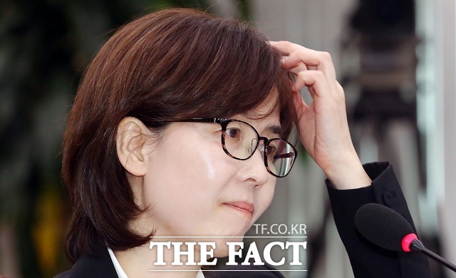 문재인 대통령이 이르면 19일 야당이 반대하는 이미선 헌법재판관 후보자를 임명할 것으로 보인다. /뉴시스