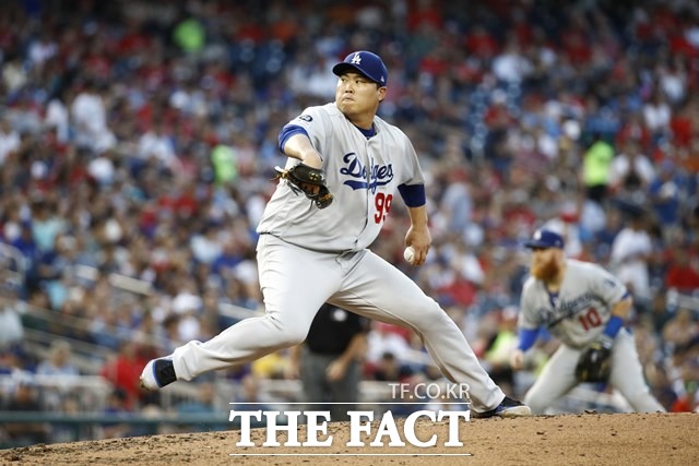 다저스의 류현진이 27일 워싱턴과 원정경기에서 6.2이닝 1실점 투구로 12승 달성에 실패했다./워싱턴=AP.뉴시스