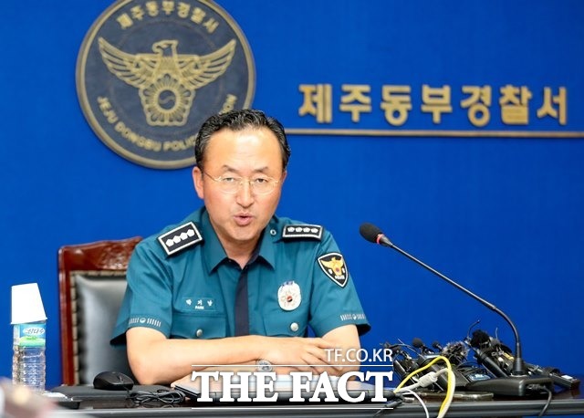 박기남 제주동부경찰서장이 지난 6월 4일 제주시 동부서 2층 청명재에서 제주 전 남편 살인사건 관련 브리핑을 하고 있다. /뉴시스