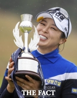 [TF초점] '주부골퍼' 허미정. 스코티시오픈 우승...'아우디 버디'로 역전