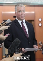  비건 '북한과 실무협상 재개 준비됐다'