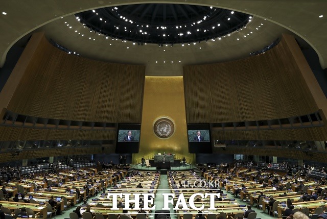 문재인 대통령이 24일(현지시간) 미국 뉴욕에서 열린 유엔총회에서 기조연설을 하고 있다. /뉴시스