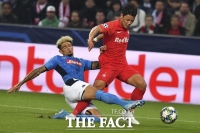  황희찬 잘츠부르크 PK 유도, UCL 3게임 연속 활약