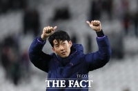 [TF초점] '아름다운 청년' 손흥민, 대기록 가치 높인 '기도 세리머니'