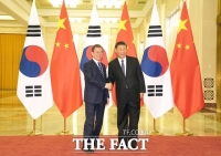  한·중 정상 '북미 대화 모멘텀 이어나가도록 힘 모아야'