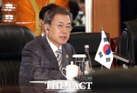  文대통령 '한중일, 가치사슬로 연결된 경제적 운명공동체'