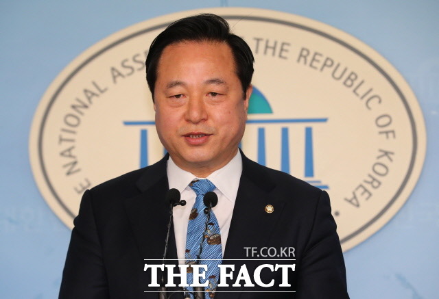 30일 김두관 더불어민주당 의원이 21대 총선에서 경남 양산을 출마를 공식 선언했다. /뉴시스