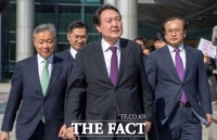  현직 검찰 수사관 '윤석열 총장 물러나라'