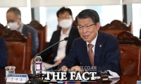  은성수 금융위원장 '자동차, 조선 등 주요 기간산업 협력업체 지원 모색'
