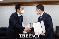  정부, 의협 합의 후속조치 '빛의 속도'…전공의 고발 전원 취하