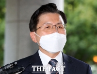  '패트 재판' 출석 황교안 '불면의 시간 보낸다'