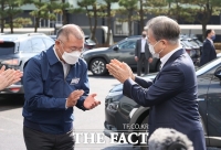  '우리 회장님'…文대통령, 현대차 수장 정의선에 각별한 애정