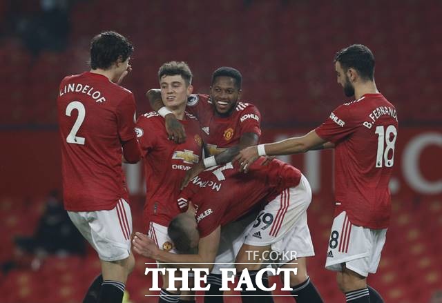 맨유가 3일 오전 열린 사우스햄튼과 EPL 21라운드 홈경기에서 9-0 대승을 거두고 선두 탈환에 속도를 냈다./맨체스터=AP.뉴시스