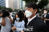  경찰, '금품수수' 이동훈 자택·자동차 압수수색