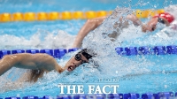  대한민국 환호 시킨 '황선우의 역주' 200m 자유형 7위 [TF사진관]
