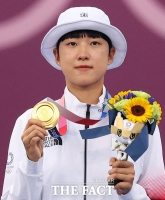  '올림픽 3관왕' 안산, 자랑스러운 태극궁사 [TF사진관]