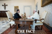  교황 만난 문 대통령 