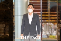  이재용 부회장, 가석방 후 첫 출장 '여러 파트너 만날 예정'