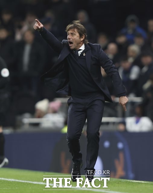 우승 청부사 안토니오 콘테 감독은 웨스트햄전을 앞두고 손흥민을 월드 클래스 선수라고 칭찬하며 사기 진작에 나섰다./런던=AP.뉴시스