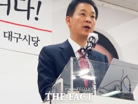  '박근혜 전 대통령 최측근' 유영하 변호사, 대구시장 선거 출마 [TF사진관]