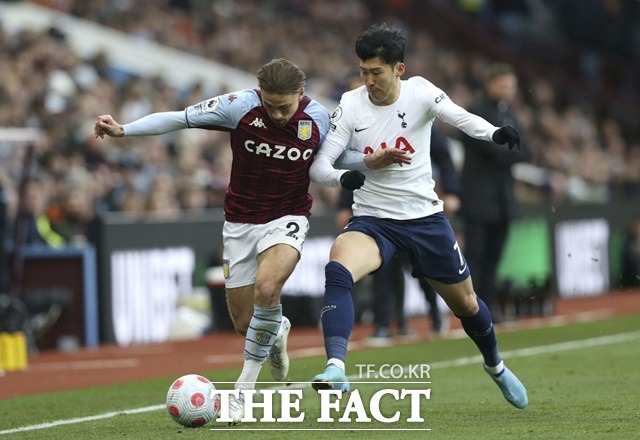 지난 9일(토)부터 11일(월)까지 진행된 잉글랜드 프리미어리그(EPL) 8경기 및 스페인 프리메라리가(라리가) 6경기 등 총 14경기를 대상으로 실시한 축구토토 승무패 18회차에서 총 7929명이 적중에 성공했다. 사진은 EPL 아스톤 빌라와 토트넘 경기./버밍엄=AP.뉴시스