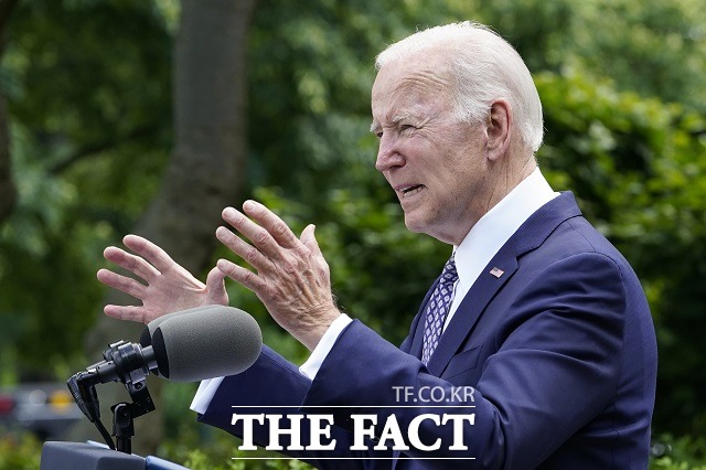 조 바이든 대통령은 미국 대통령 가운데 처음으로 삼성 반도체 공장을 방문한다. 한미가 반도체 산업에서 동반자 관계임을 공고히 하기 위한 행보로 보인다. /AP.뉴시스
