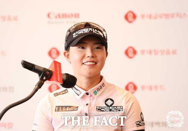 19일 DB그룹 36회 한국여자오픈 골프선수권대회(총상금 12억원)에서 우승한 임희정(22)이 환하게 웃고 있다. /뉴시스