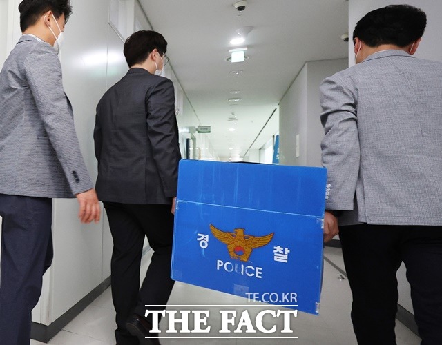 경기 분당경찰서가 맡았던 성남FC 후원금 의혹 사건을 경기남부경찰청이 직접 수사하기로 했다./뉴시스
