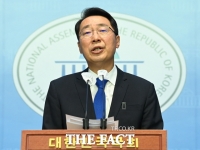  '친문' 윤영찬, 최고위원 후보 사퇴…