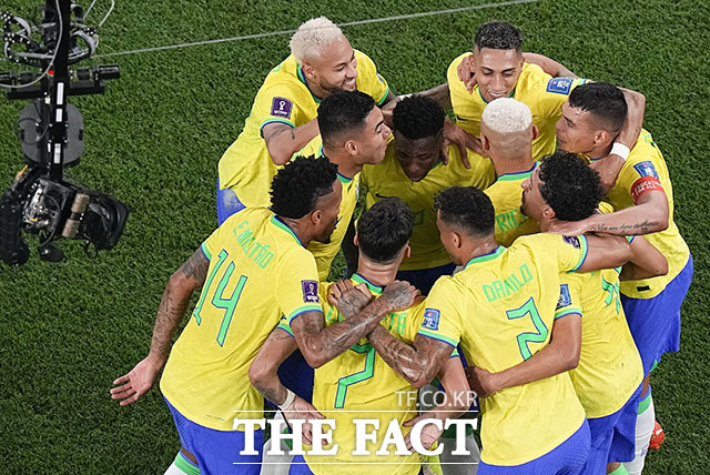 충분한 휴식을 취하고 나온 브라질 선수들은 조별리그 3경기에서 넣은 3골보다 1골이 더 많은 4골을 한국전에서 넣었다./도하=AP.뉴시스