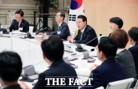  尹, '사회보장 전략회의' 개최…