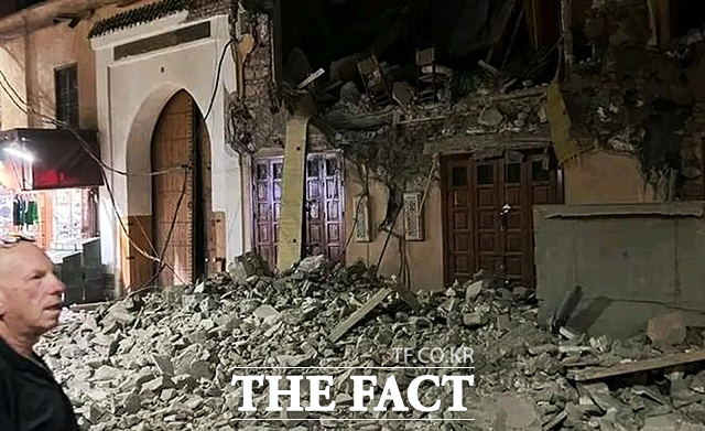 9일(현지시간) 모로코에서 발생한 규모 6.8 강진으로 역사 도시 마라케시 건물이 무너져 있다. / 마라케시=신화.뉴시스