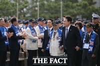  '장진호 전투' 기념식 찾은 尹 