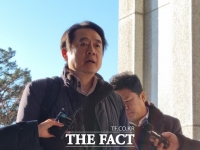  '윤 명예훼손 의혹' 뉴스버스 대표 검찰 출석…