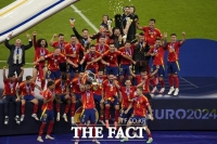  [유로 2024] '7연승' 스페인, 사상 최다 4회 우승...잉글랜드 울렸다