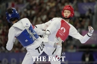  [파리 올림픽] 태권도 김유진, 57㎏급 준결승 진출
