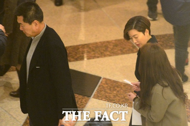 임세령 전무는 취재진의 질문에 말을 아끼며 미소로 답을 대신했다. /예술의전당=남윤호 기자